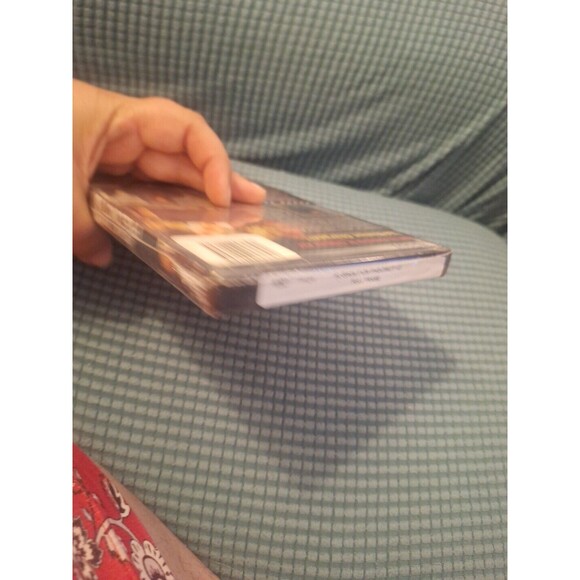 Assault On Precinct 13 (DVD, 2005) Full Screen - New - Picture 4 of 4